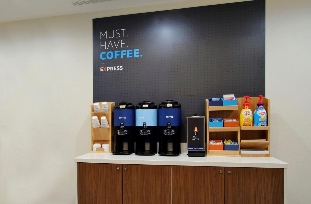 Holiday Inn Express Johnson City By Ihg Ngoại thất bức ảnh